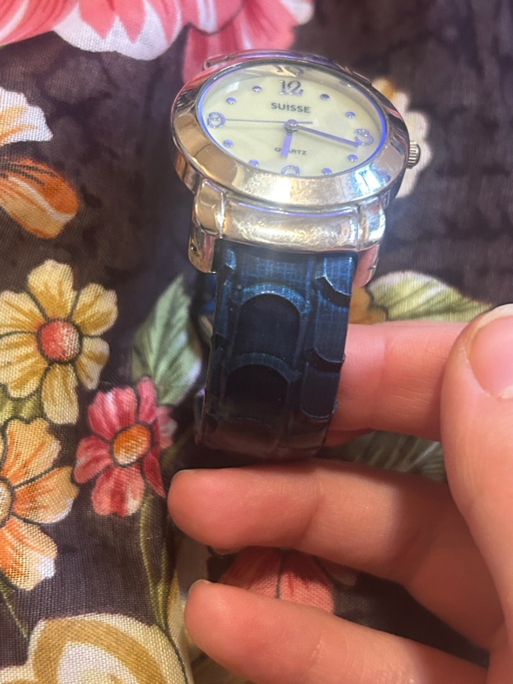 Suisse Quartz Japan movt Ladies Watch Cuff in Blue and Silver - Picture 3 of 6